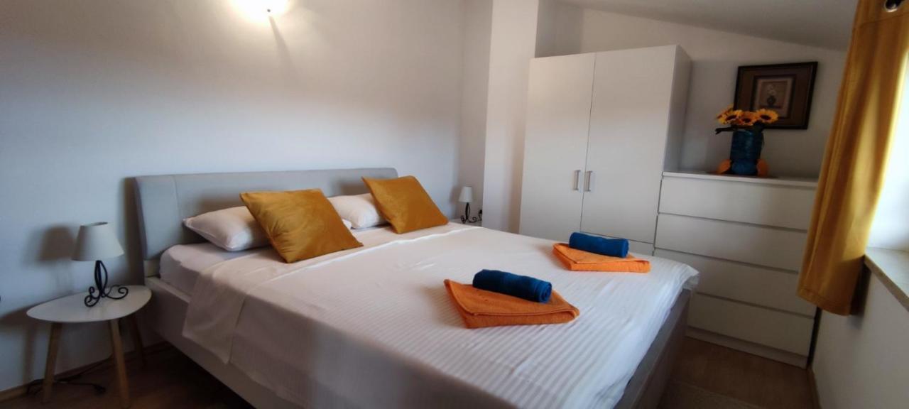 Apartament Lorena