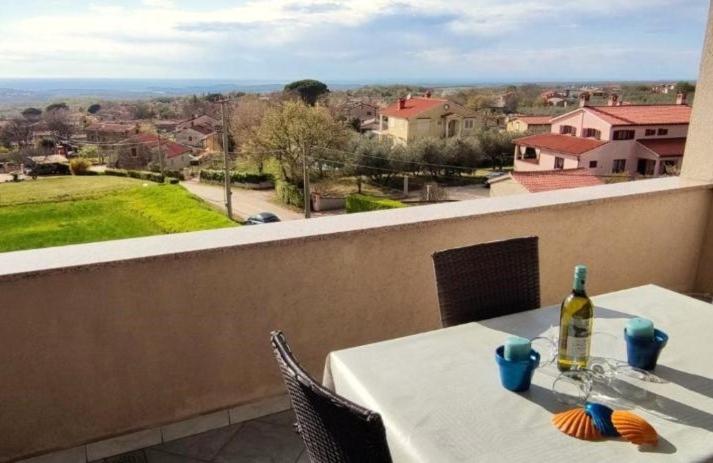 Apartament Lorena *