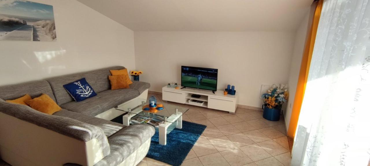 Apartment Lorena *